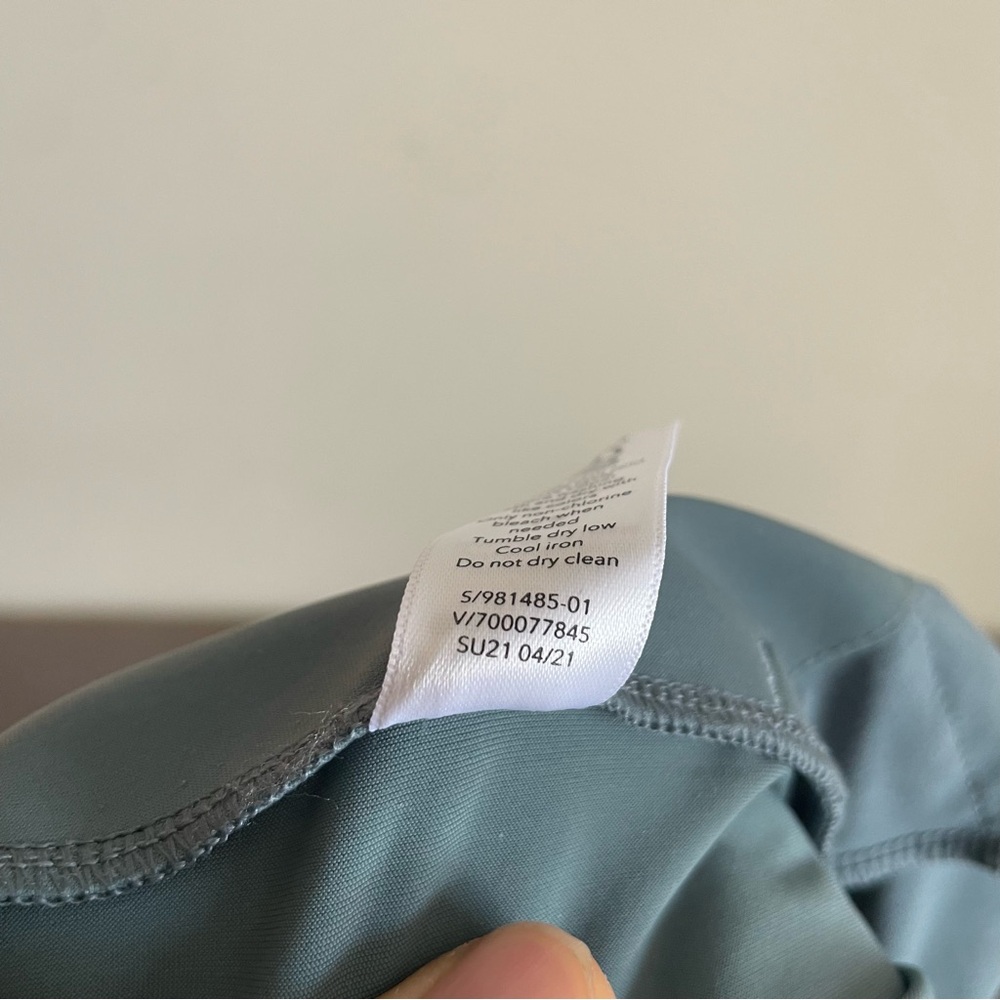Athleta Cosmic Flare Women's Blue Pants - Picture 9 of 9